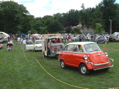 Queue of Cars for Rides