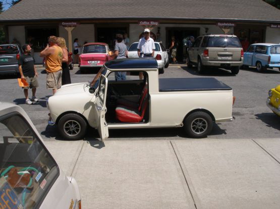 Mini pickup